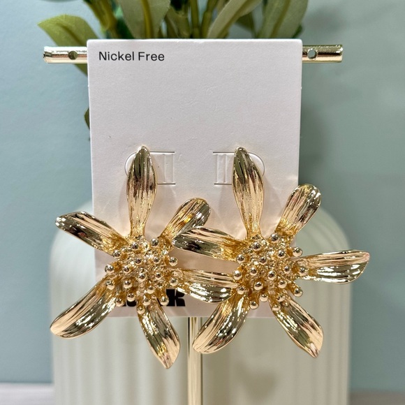 Nordstrom Rack Jewelry - Nordstrom Rack Gold Floral Earrings